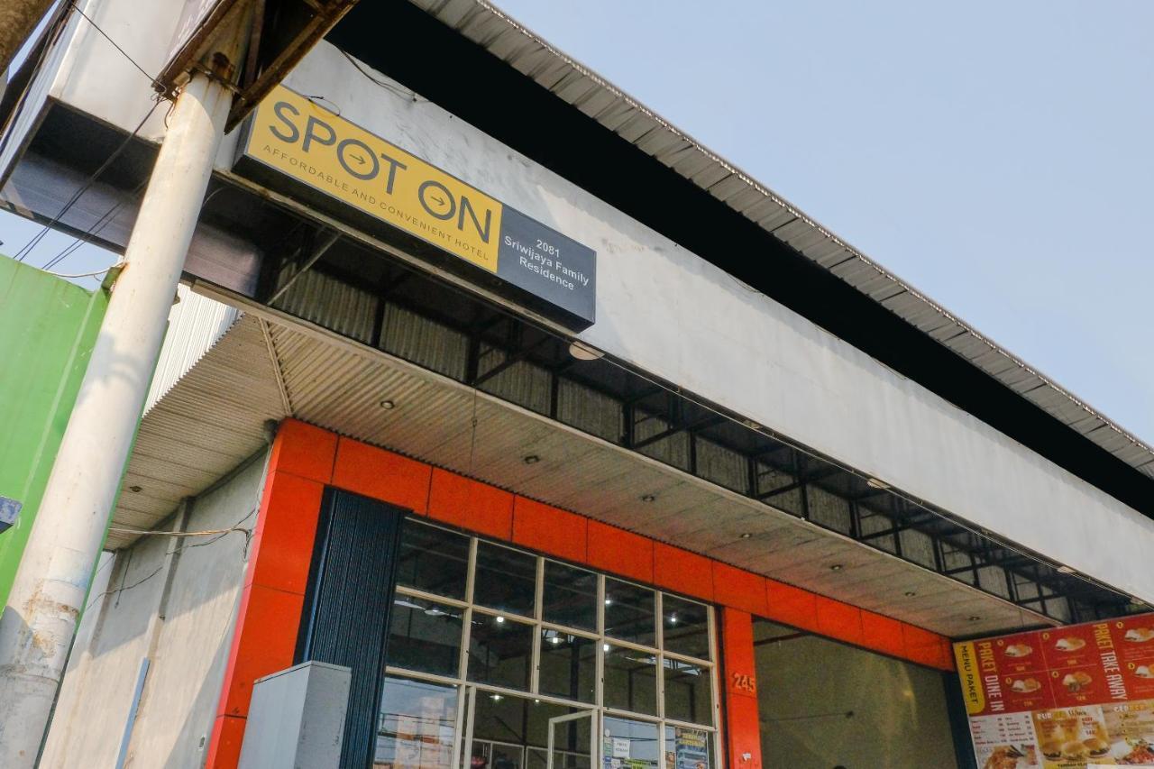 Spot On 2081 Sriwijaya Family Residence Lawang Exterior photo