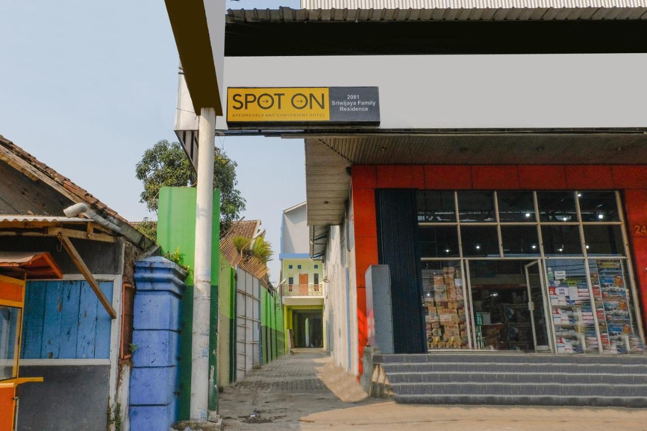 Spot On 2081 Sriwijaya Family Residence Lawang Exterior photo